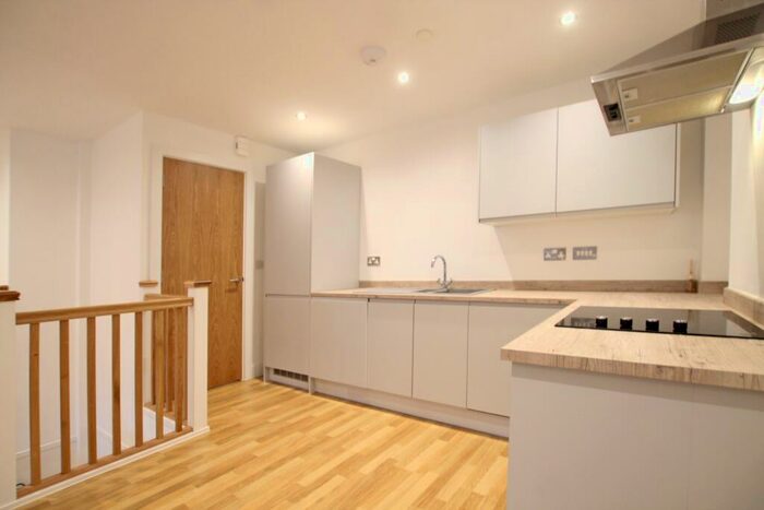 2 Bedroom Flat To Rent In Mabgate House, Leeds, LS9