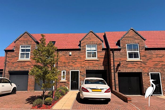 2 Bedroom Flat For Sale In Sandpiper View, East Boldon, NE36