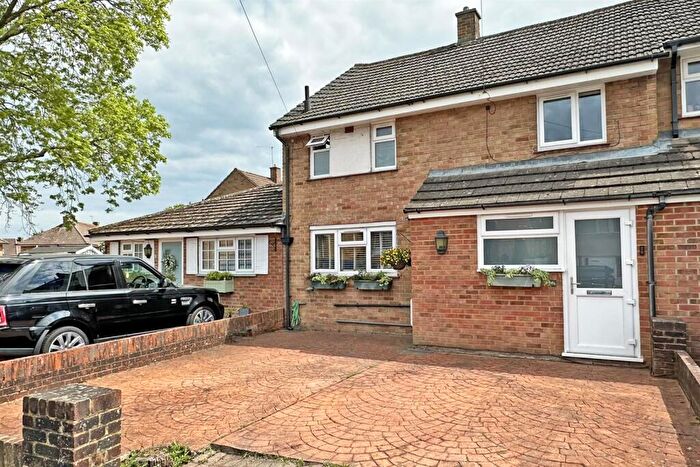 3 Bedroom Semi Detached House For Sale In Rushetts Road, Reigate, RH2