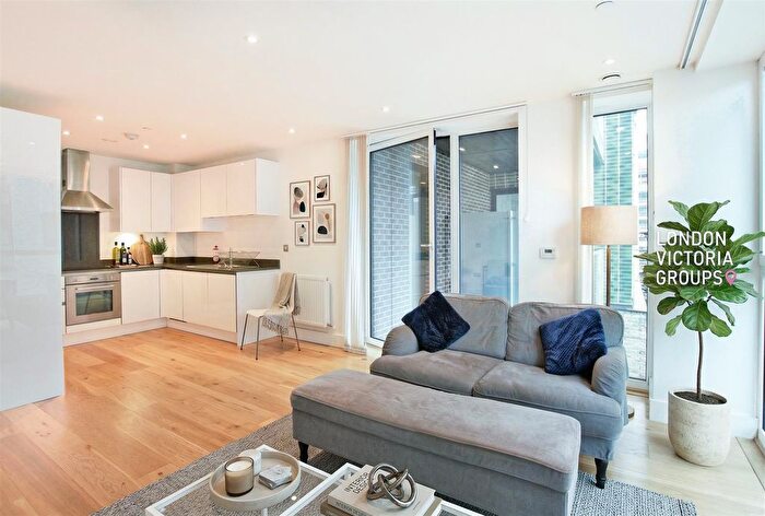 1 Bedroom Flat To Rent In Centurion Tower, Caxton Street North, London, E16
