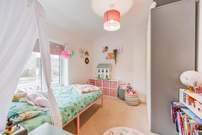 3 Bedroom End Of Terrace House For Sale In Lodge Avenue, Ashbourne, DE6