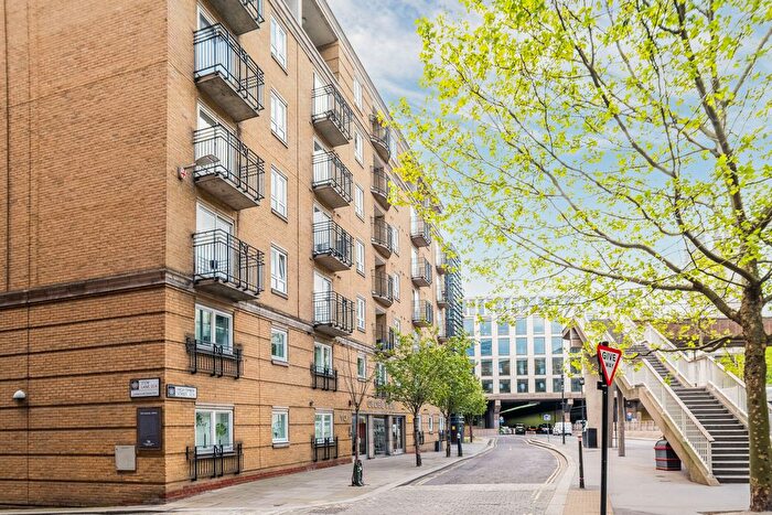 1 Bedroom Flat For Sale In High Timber Street, London, EC4V