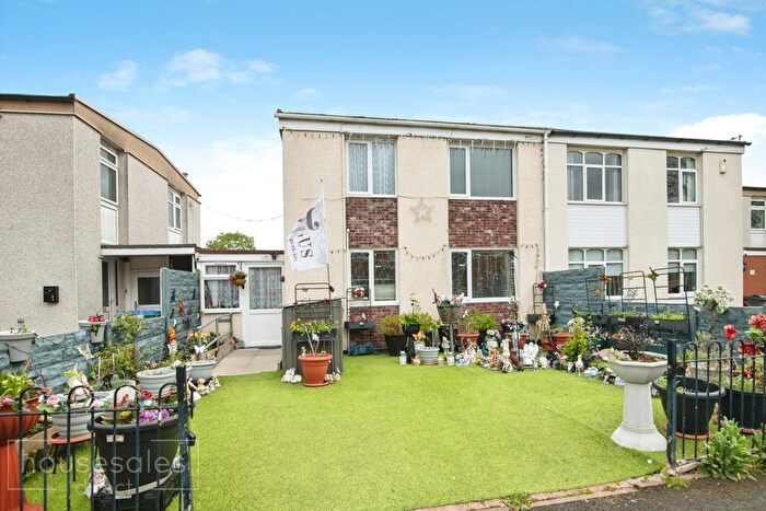 3 Bedroom Semi Detached House For Sale In Wordsworth Close, Tipton, DY4