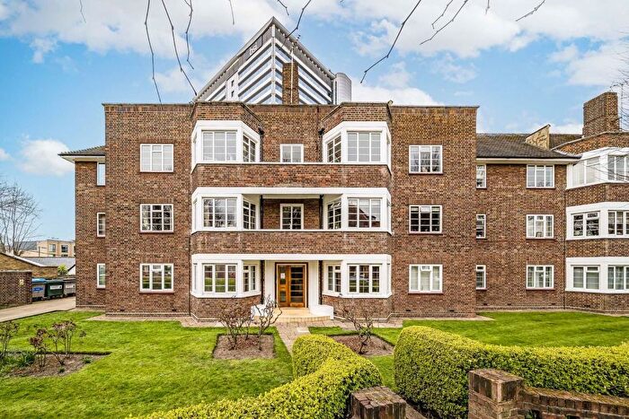 2 Bedroom Flat To Rent In Grange Road, London, W4