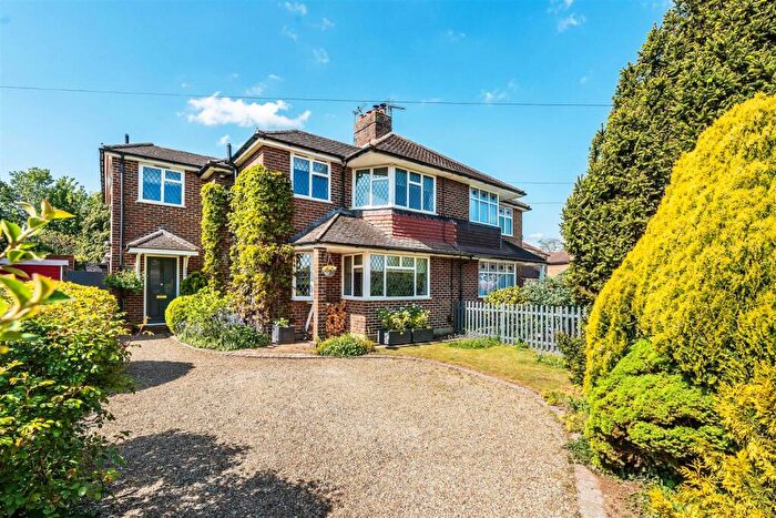 4 Bedroom Semi Detached House For Sale In Nutcroft Grove, Fetcham, KT22