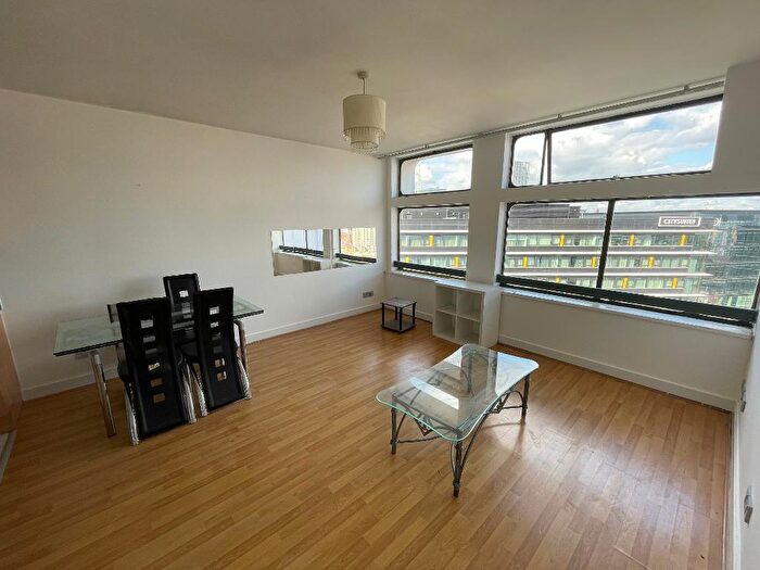 1 Bedroom Flat To Rent In Victoria Bridge, Salford, City Centre, Lancashire, M3