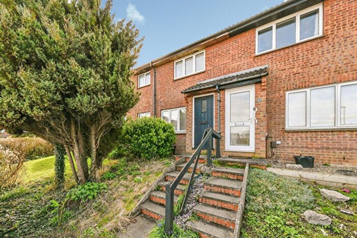 2 Bedroom Terraced House For Sale In Coleridge Close, Hitchin, SG4