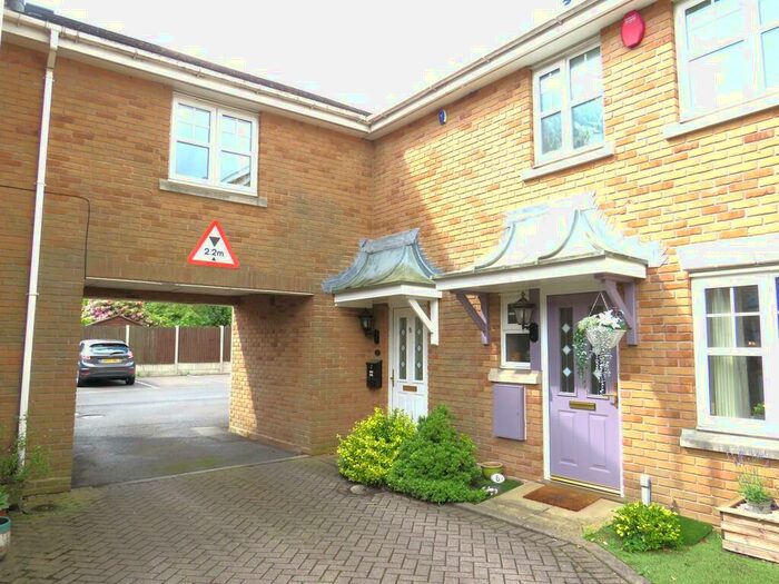 3 Bedroom End Of Terrace House To Rent In Foley Court, Streetly, B74