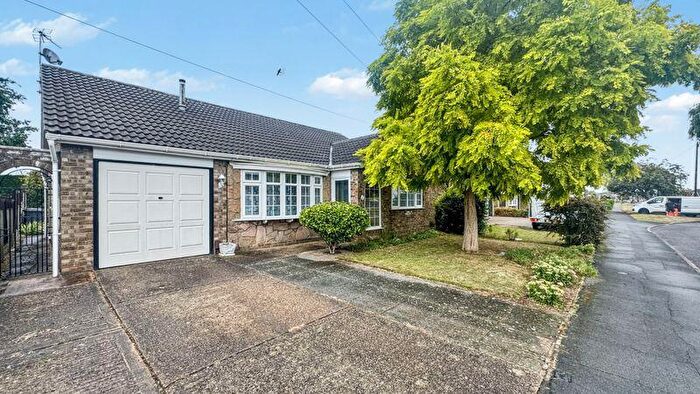 3 Bedroom Detached Bungalow For Sale In Exmoor Close, North Hykeham, Lincoln, LN6