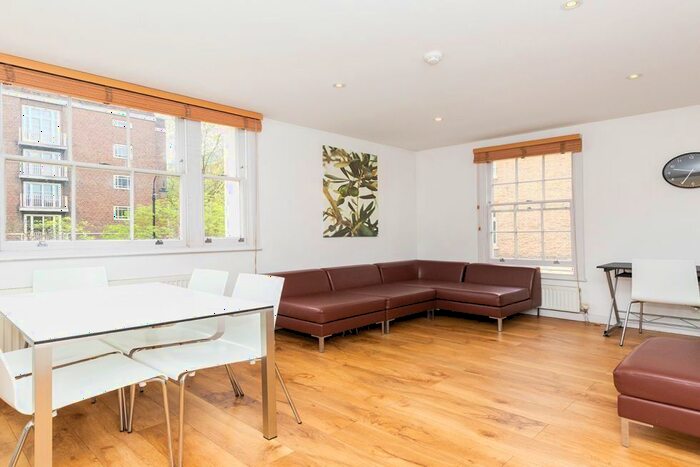 3 Bedroom Flat To Rent In Byng Place, London, WC1E