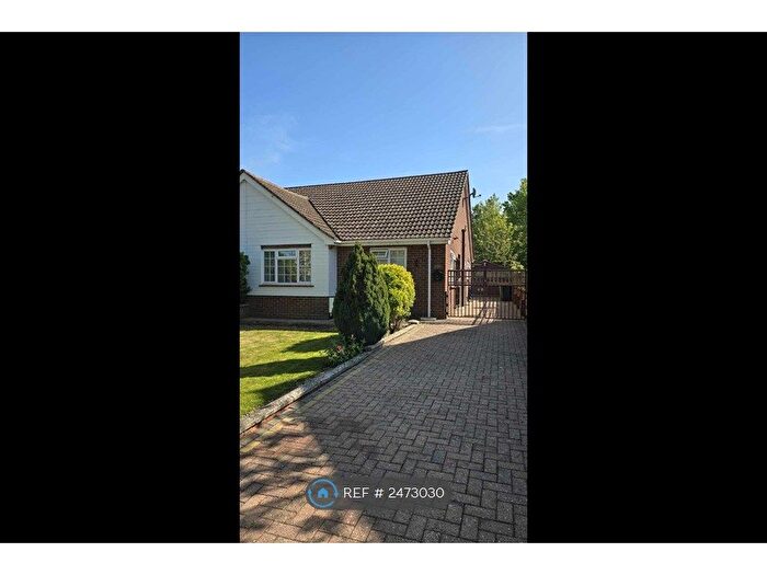 2 Bedroom Bungalow To Rent In Bradwell Road, Bradville, Milton Keynes, MK13