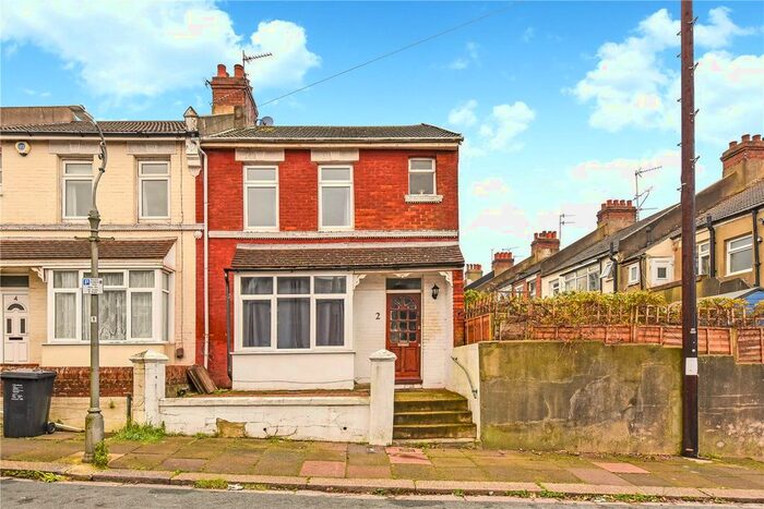 3 Bedroom End Of Terrace House To Rent In Redvers Road, Brighton, Brighton, East Sussex, BN2