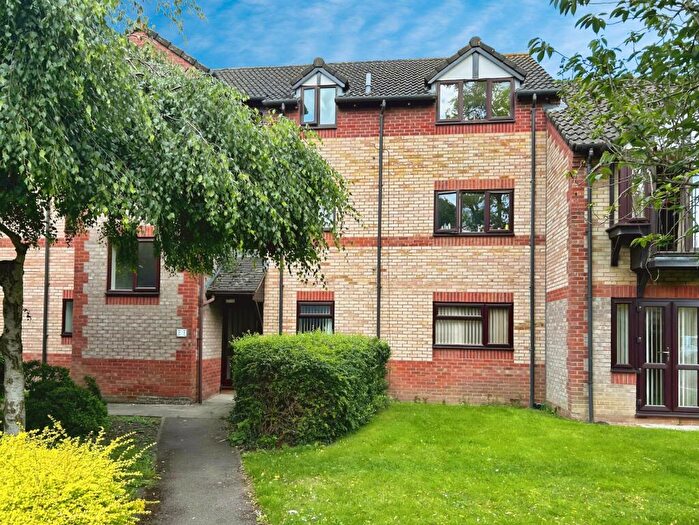 1 Bedroom Apartment To Rent In Longworth Close, Banbury, Oxon, OX16