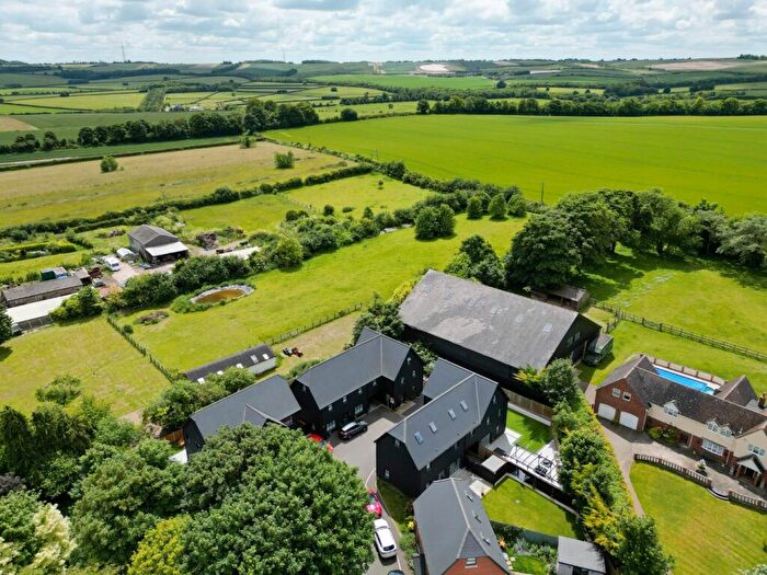 4 Bedroom Link Detached House For Sale In Tavern Close, Royston, SG8