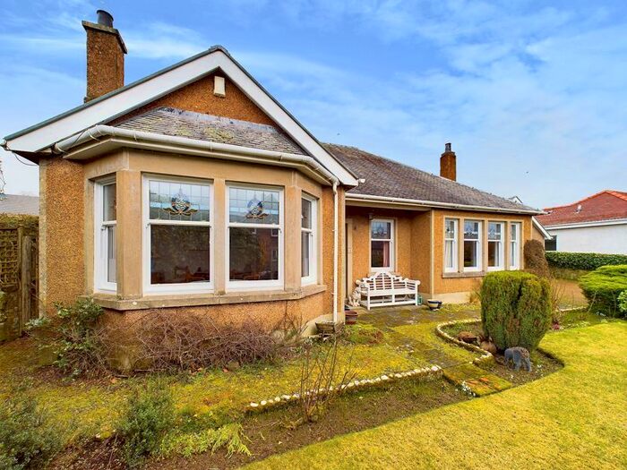 3 Bedroom Bungalow For Sale In Crosslaw Avenue, Lanark, ML11