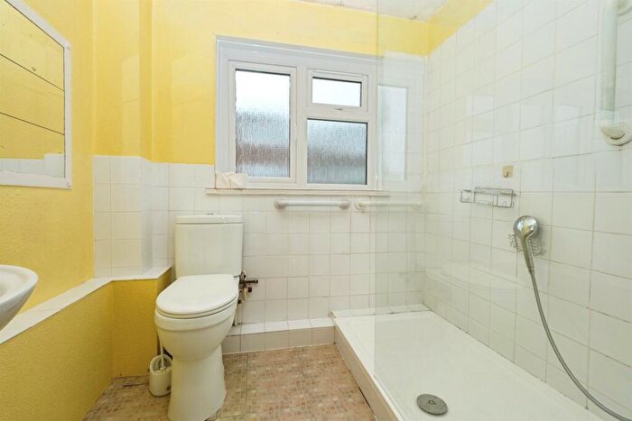 1 Bedroom Flat For Sale In Chesil View, Weymouth, DT4 - Photo 7
