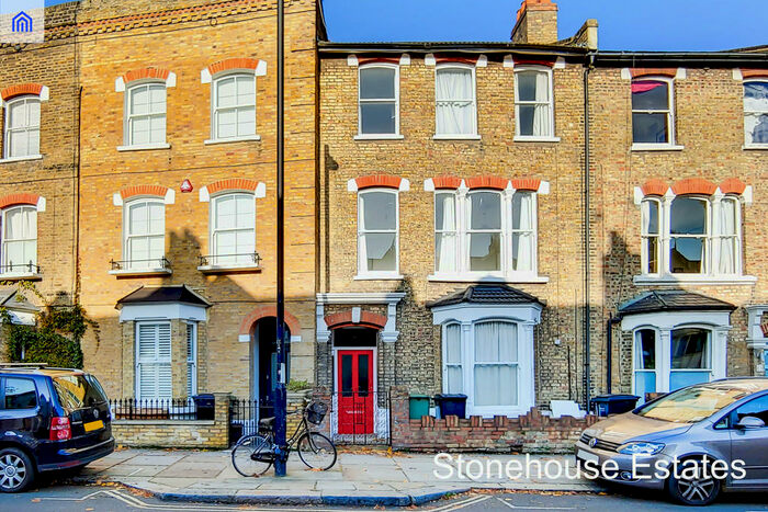 2 Bedroom Apartment To Rent In Chetwynd Road, London, NW5