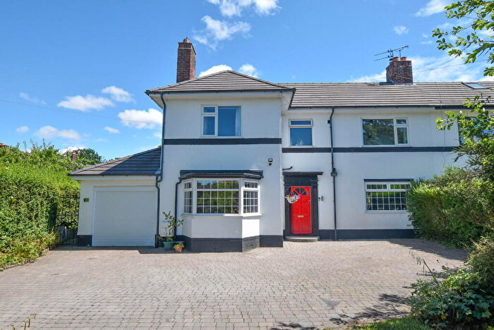 4 Bedroom Semi-Detached House For Sale In Chester Road, Childer Thornton, CH66