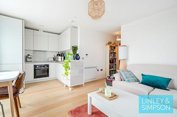 1 Bedroom Flat For Sale In Ironworks, David Street, Leeds, LS11