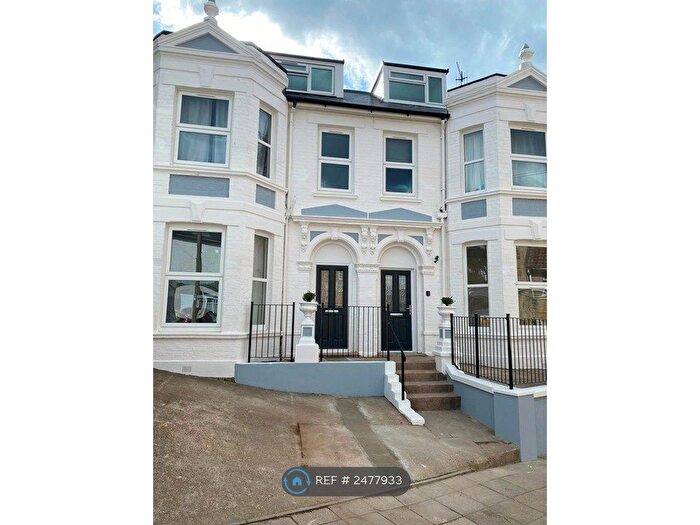 Studio To Rent In Tregonwell Road, Bournemouth, BH2