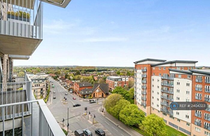 2 Bedroom Flat To Rent In Crossways, Slough, SL1