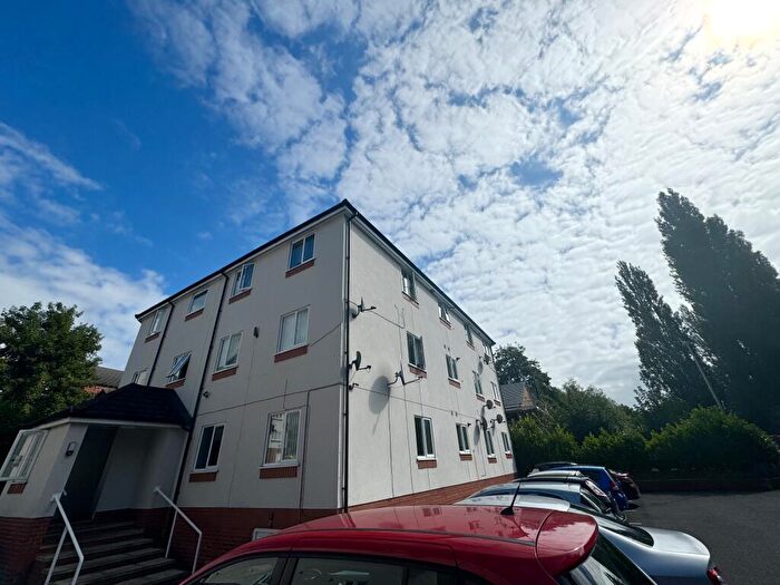 1 Bedroom Flat To Rent In Walthall Street, CW2