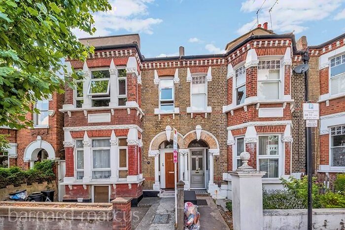 2 Bedroom Flat To Rent In Caudwell Terrace, Westover Road, London, SW18