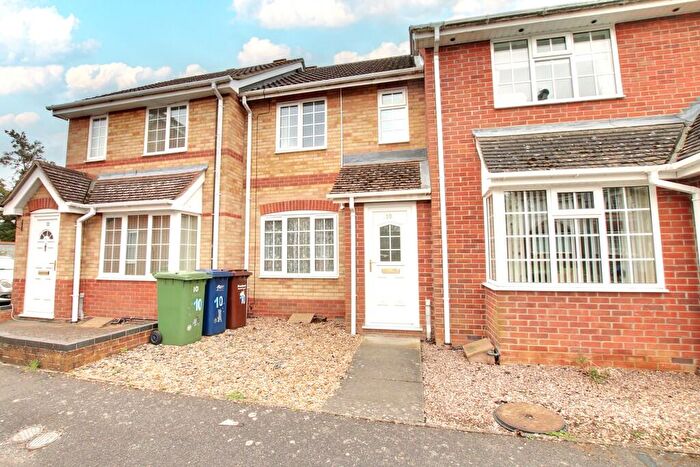 2 Bedroom Terraced House To Rent In Meadow Close, Chatteris, PE16