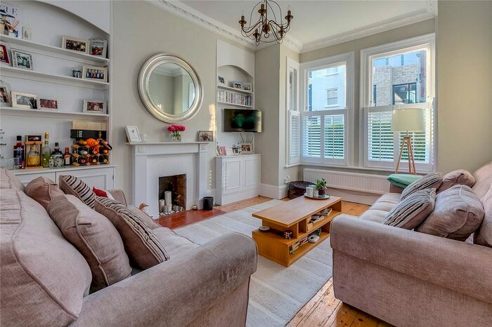 1 Bedroom Flat To Rent In Marjorie Grove, Battersea, SW11