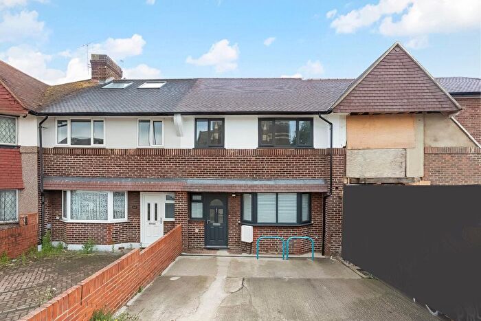 4 Bedroom Property For Sale In Brockley Road, London, SE4