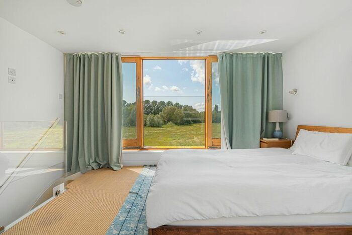 3 Bedroom Terraced House To Rent In Marlborough Road, Oxford, OX1