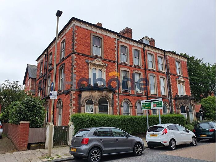 1 Bedroom Flat To Rent In Prince Of Wales Terrace, South Cliff, Scarborough, YO11