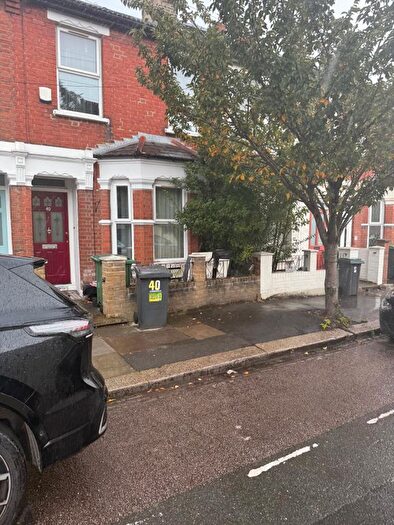 4 Bedroom Terraced House To Rent In London, N15