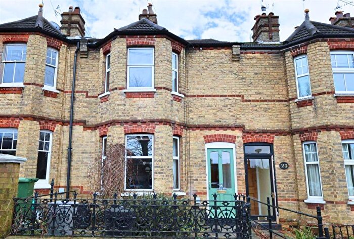 2 Bedroom Terraced House To Rent In Gordon Road, Sevenoaks, TN13