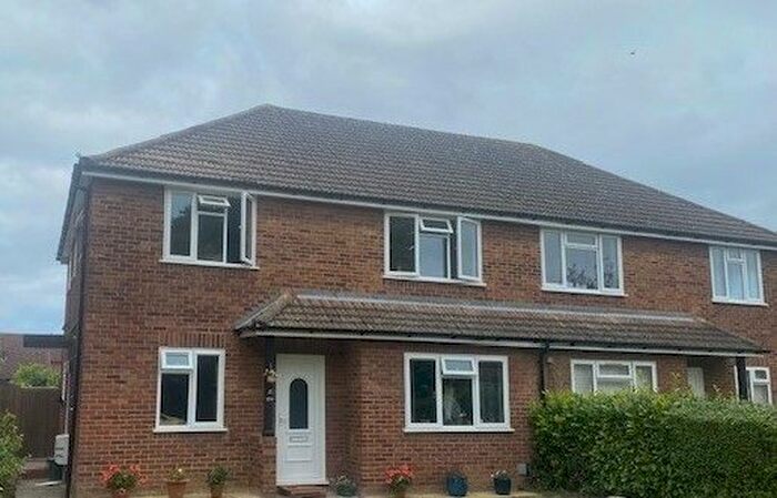 2 Bedroom Maisonette To Rent In Ardrossan Gardens, Worcester Park, KT4