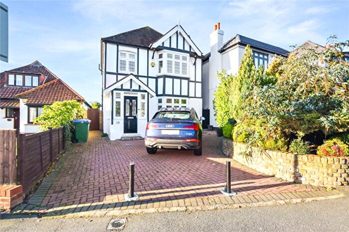 4 Bedroom Detached House To Rent In Upton Road, Bexleyheath, DA6