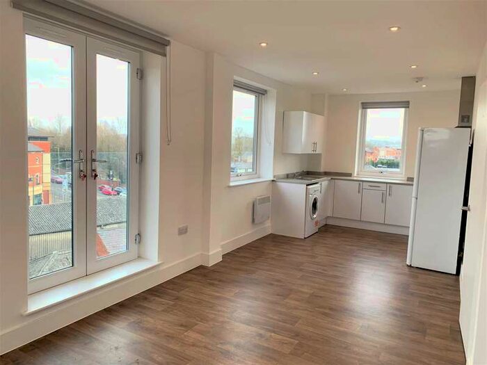 2 Bedroom Apartment To Rent In Crown House, OX16