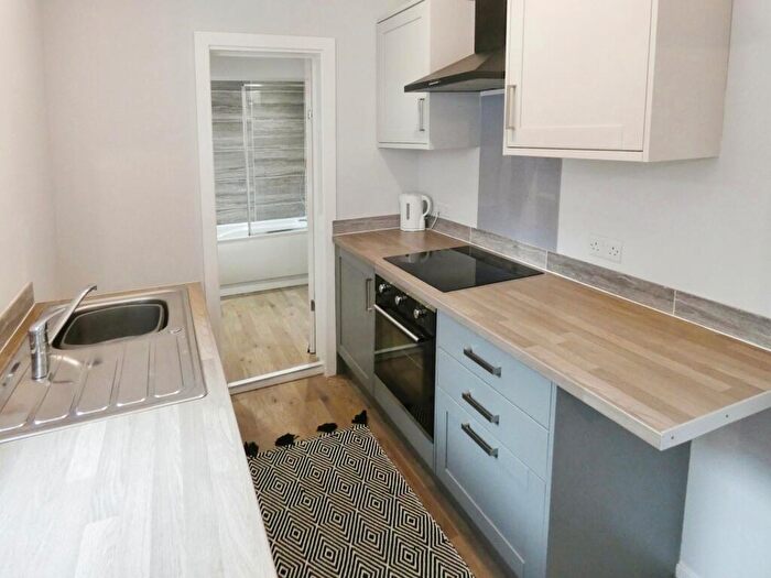 3 Bedroom End Of Terrace House To Rent In Sherwood Street, Warsop, NG20