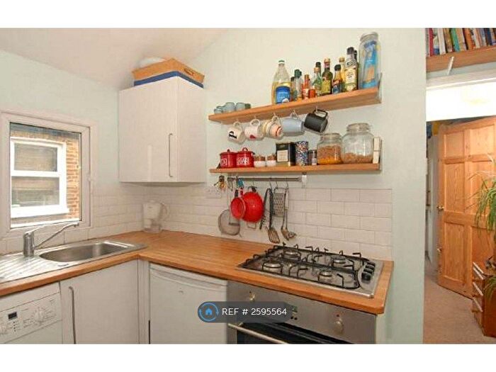 2 Bedroom Flat To Rent In Crofton Park Road, London, SE4