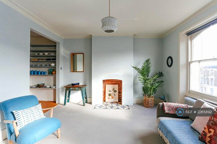 2 Bedroom Flat To Rent In Islington, London, N7