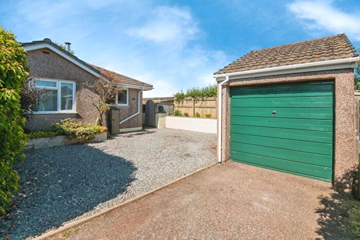 2 Bedroom Bungalow For Sale In Walcott Way, Honiton, Devon, EX14