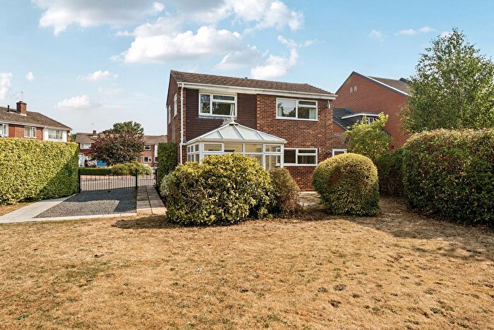 3 Bedroom Detached House To Rent In Dunluce Gardens, Pangbourne, Reading, Berkshire, RG8