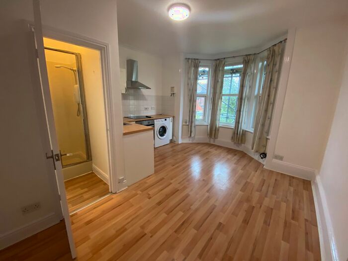 Studio To Rent In Howard Road, Southampton, SO15