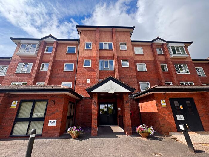 2 Bedroom Flat To Rent In Undercliffe House, Warrington, WA4