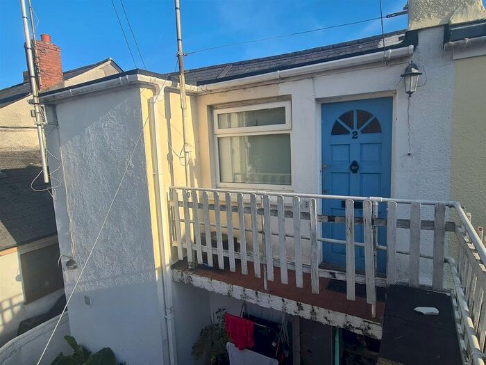 1 Bedroom Flat To Rent In Falmouth Road, Chacewater, Truro, TR4