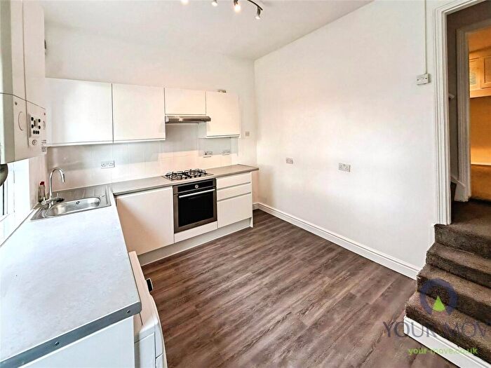 2 Bedroom Terraced House To Rent In Thorold Road, Chatham, Kent, ME5