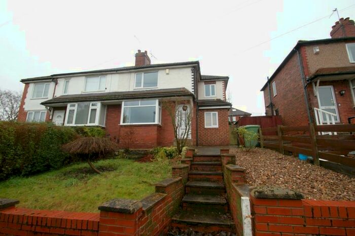 3 Bedroom Semi-Detached House To Rent In Valley Rise, Leeds, LS13