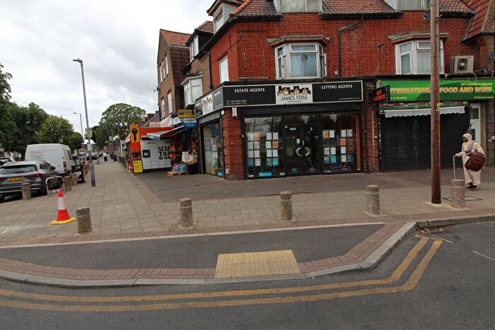 1 Bedroom End Terrace House To Rent In Becontree Avenue, Dagenham, RM8