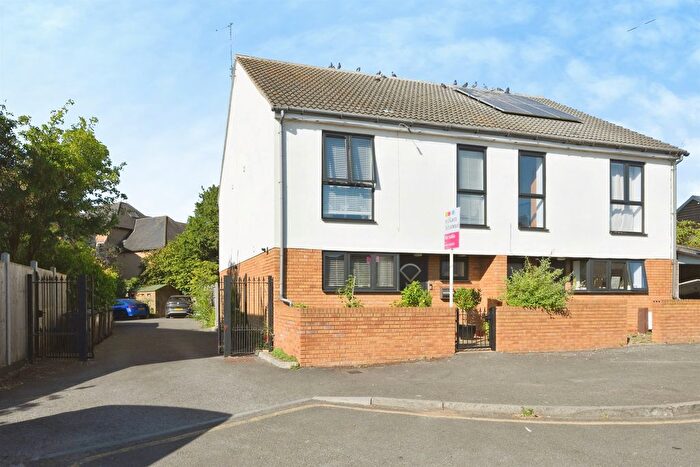4 Bedroom Semi-Detached House For Sale In The Close, Ware, SG12