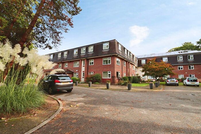 1 Bedroom Apartment For Sale In Plymyard Avenue, Bromborough, CH62